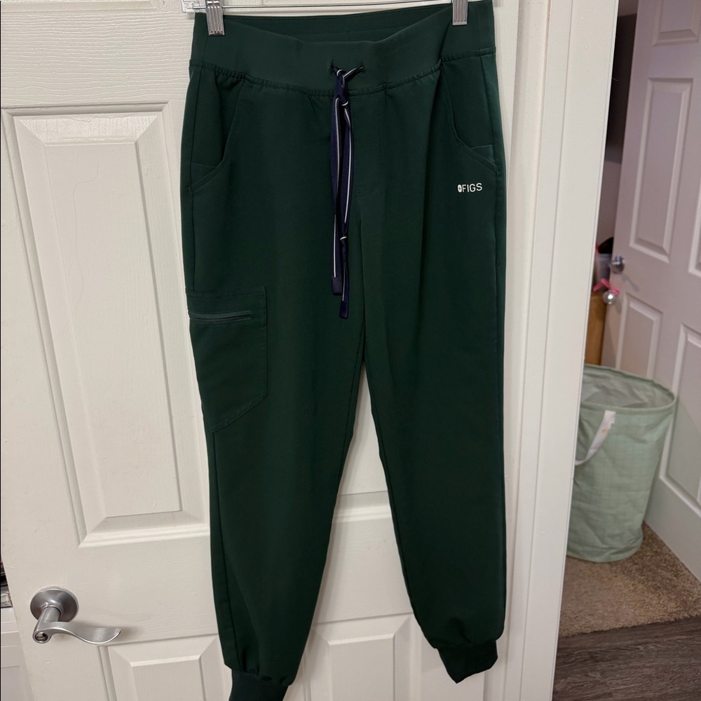 FIGS S Jogger Pants - Picture 2 of 2